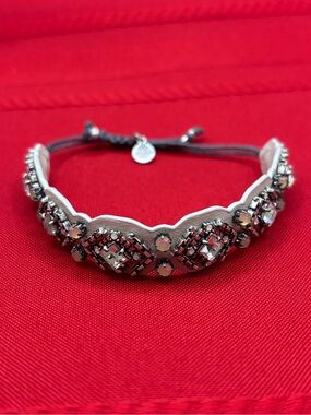 EUC Stella & Dot Chiara Bracelet White Leather Rhinestone Sparkle Adjustable